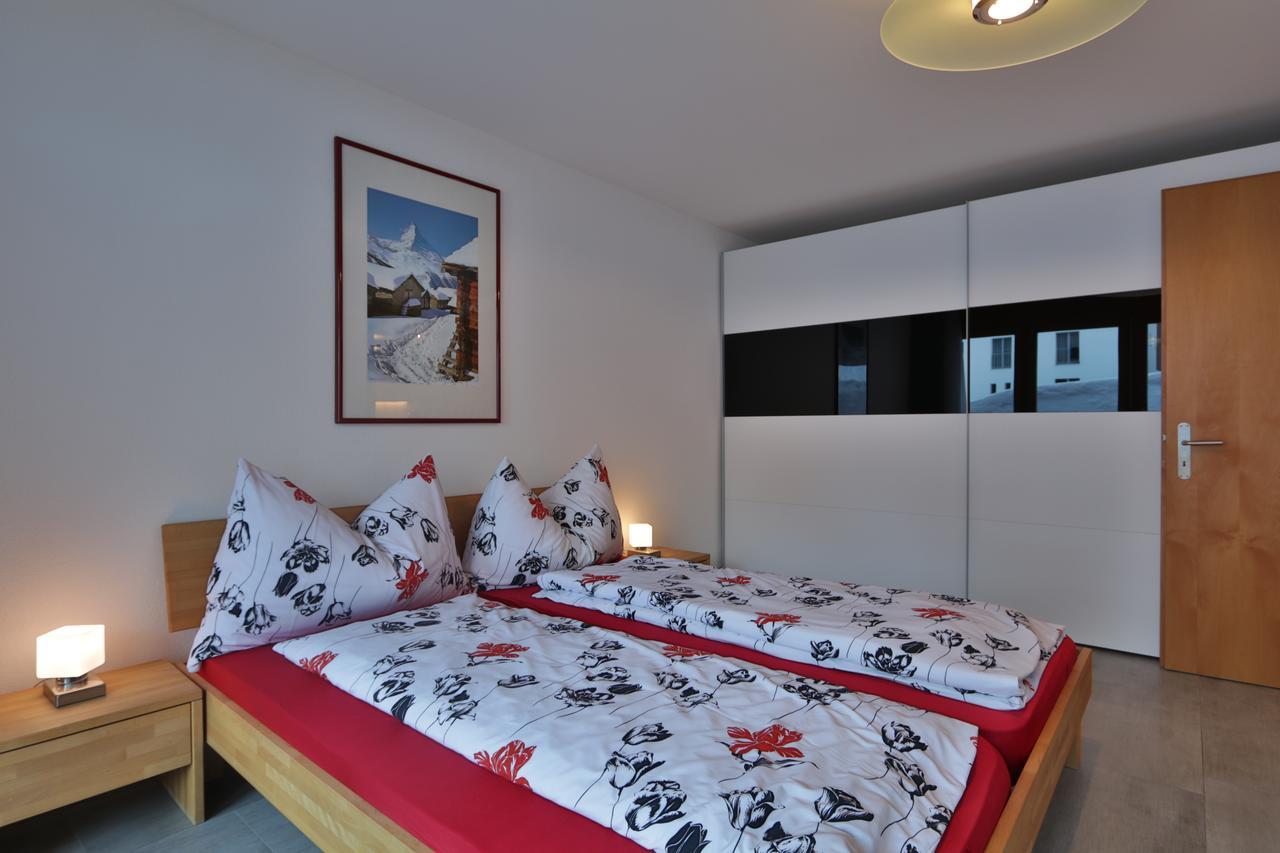 Ferienwohnung Steinmattstrasse Zermatt Buitenkant foto